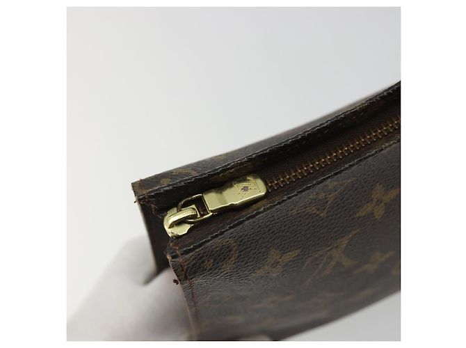 LOUIS VUITTON Poche Toilette Monogram 26 M47542 LV Auth BA12103 Monogramma - vista 8