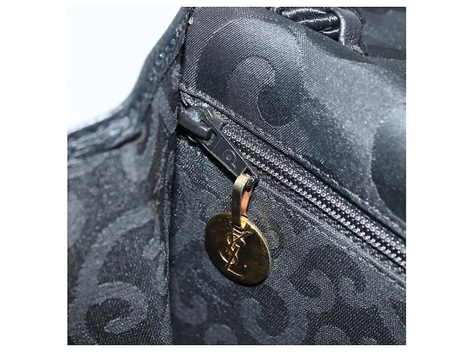 Saint Laurent Borsa a Spalla in Nylon Nero Oro Auth 175161 D'oro - vista 21