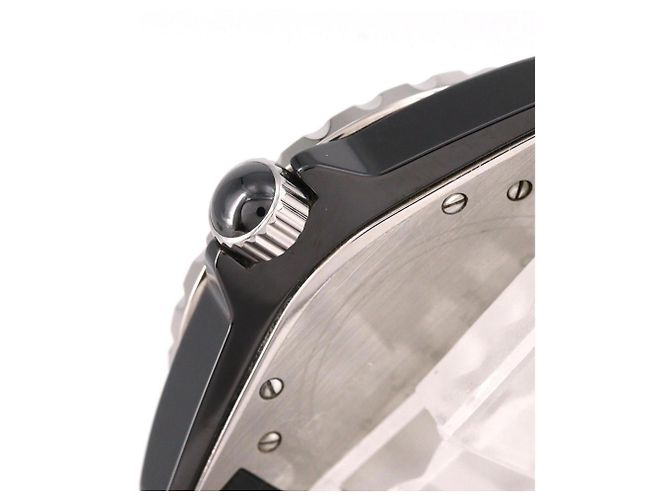 Chanel J12 38mm H0684 Ceramic Automatic Watch - view 2