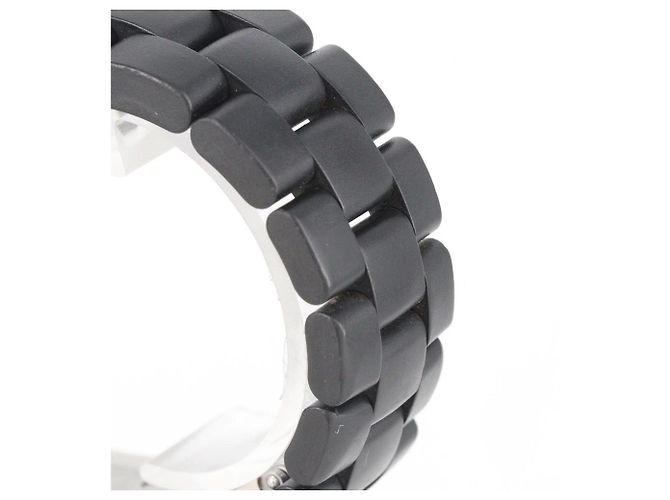 Chanel J12 38mm H0684 Ceramic Automatic Watch - view 3