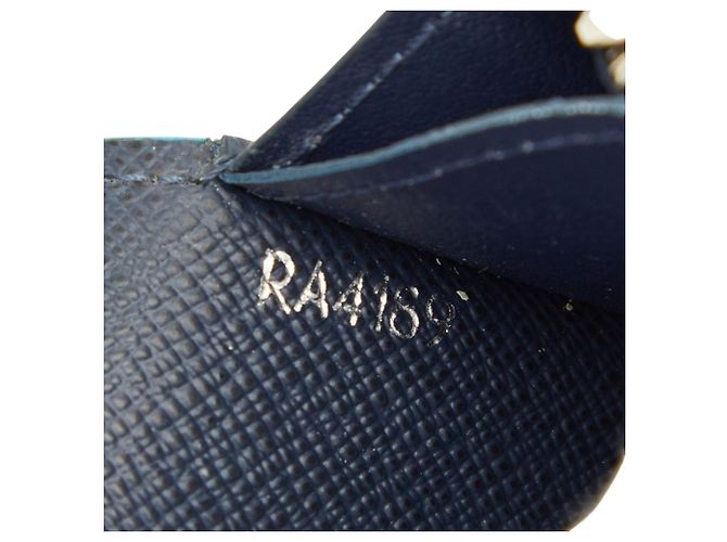Portafoglio Lungo Brazza NM Taiga Louis Vuitton Blu Blu navy - vista 9