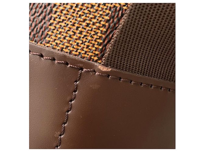 Borsa a Spalla Naviglio Damier Ebene di Louis Vuitton Rosso - vista 12