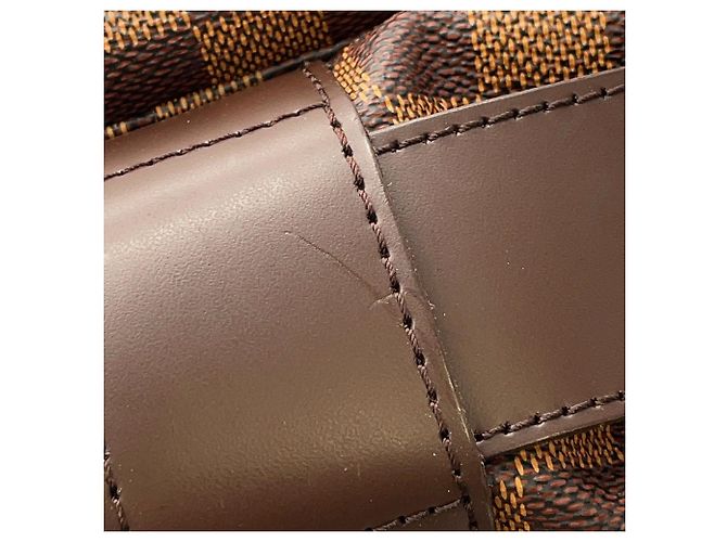 Borsa a Spalla Naviglio Damier Ebene di Louis Vuitton Rosso - vista 13
