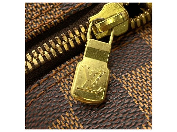 Borsa a Spalla Naviglio Damier Ebene di Louis Vuitton Rosso - vista 9
