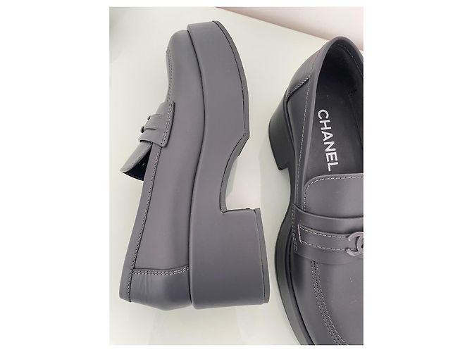 Mocassini Chanel Pelle Blu Scuro 40 - vista 8