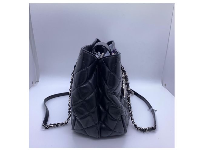 Borsa Tote Chanel in pelle di pecora nera Nero - vista 3