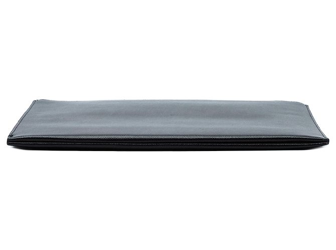 Schwarze genarbte Leder-Zip-Clutch von Saint Laurent - Ansicht 3