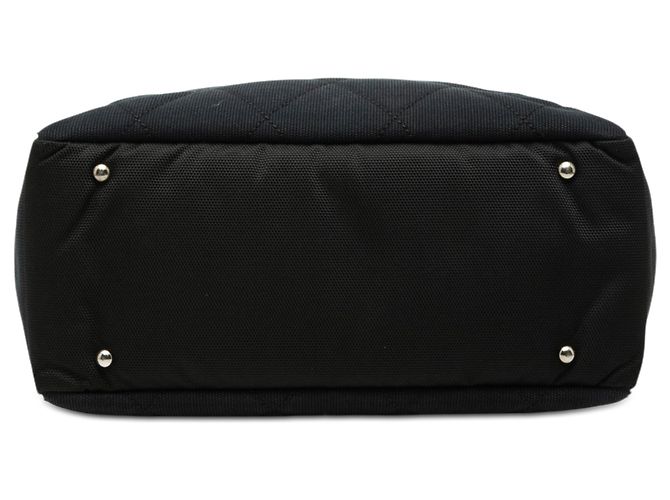 Chanel Azul Grande Tote de Lona Acolchada Paris Biarritz Azul marino - vista 3
