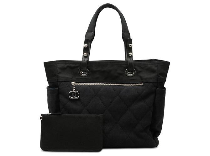 Chanel Azul Grande Tote de Lona Acolchada Paris Biarritz Azul marino - vista 8
