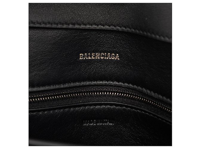 Balenciaga Borsa a Spalla Downtown Piccola in Pelle di Vitello Nera Nero - vista 5