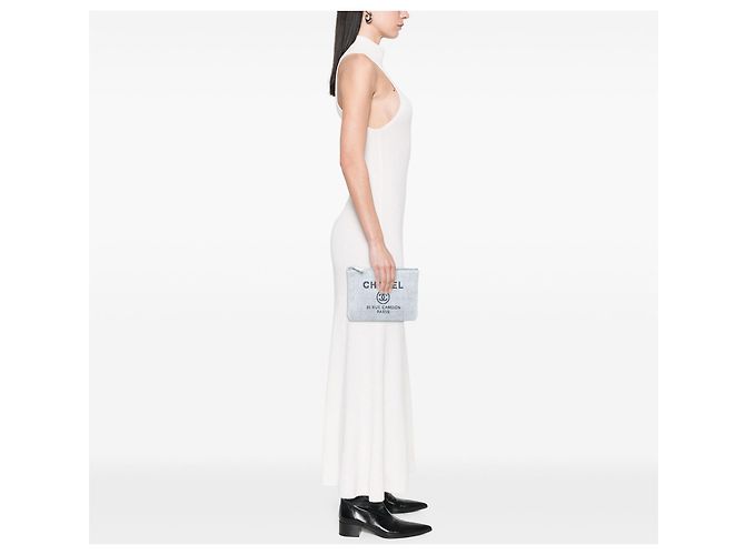 Clutch Chanel Blue Small Denim Deauville O Case Blu chiaro - vista 7