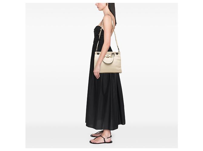 Borsa Zumi in pelle di vitello bianca media Gucci - vista 7
