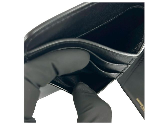 Yves Saint Laurent Leder Dreifach-Brieftasche Schwarz - Ansicht 9