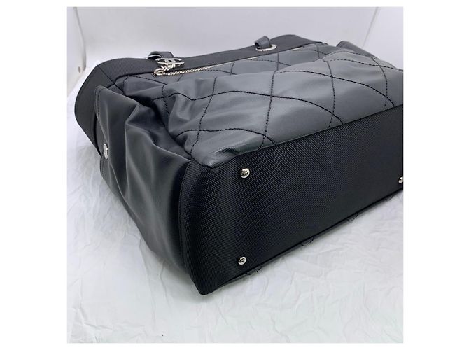 Sac Tote Chanel Noir en Tissu - vue 5