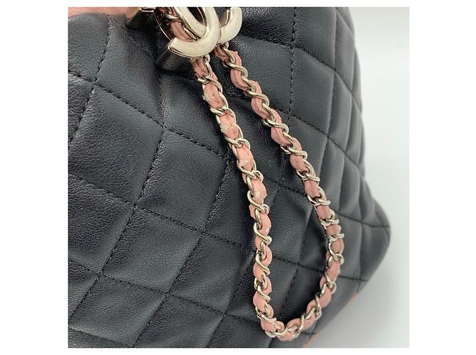Chanel Cuba Color Striped Double C Mini Borsa a spalla nera in agnello Nero - vista 5