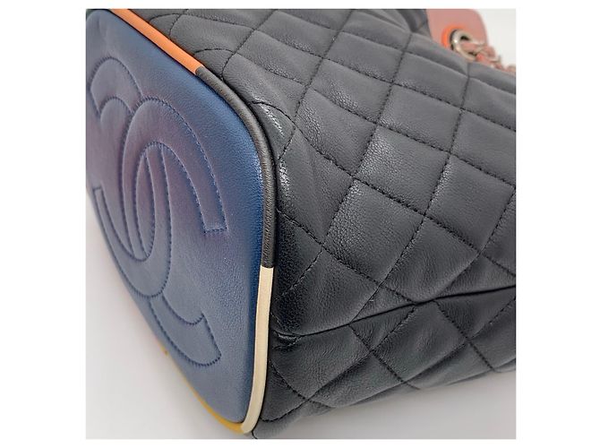 Chanel Cuba Color Striped Double C Mini Borsa a spalla nera in agnello Nero - vista 8