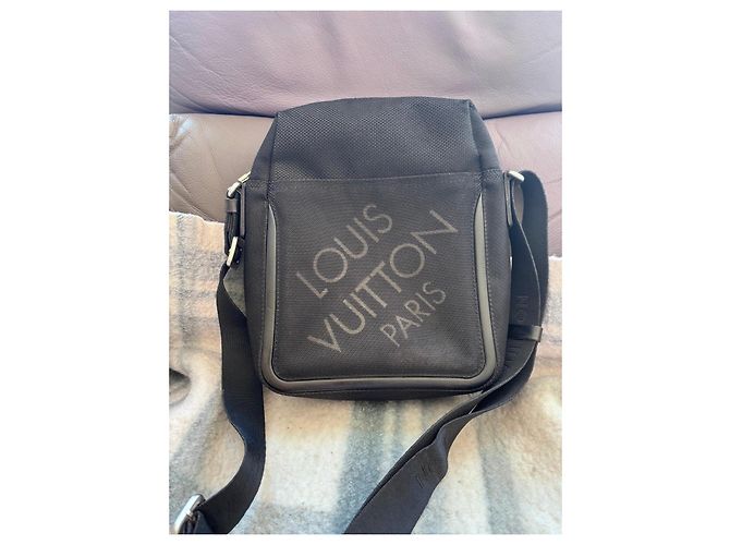 Borsa Louis Vuitton Damier Géant Citadin Nero - vista 3