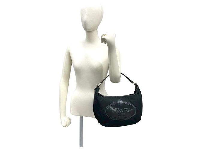 Mini borsa tote in nylon nero e pelle verniciata Prada - vista 2