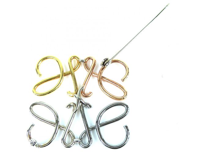 Spilla Anagramma Loewe Oro Argento Bronzo D'oro Metallico - vista 4