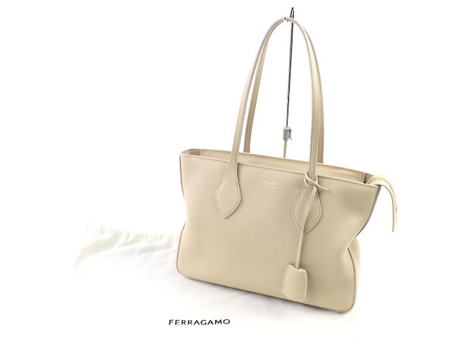 Borsa tote in pelle di vitello Salvatore Ferragamo - vista 2