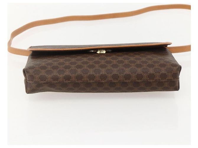 Céline Borsa in tela Macadam Celine con motivo carrozza in PVC pelle marrone oro Auth 175596A - vista 5