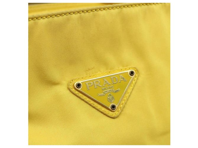 PRADA Borsa a mano in nylon giallo oro Auth 175197 D'oro - vista 17
