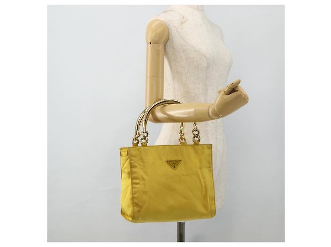 PRADA Borsa a mano in nylon giallo oro Auth 175197 D'oro - vista 24