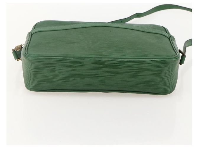 LOUIS VUITTON Borsa a Spalla Epi Trocadero 27 Verde M52314 LV Auth 175641 - vista 5