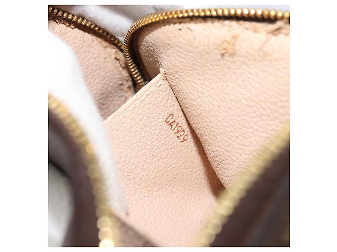 LOUIS VUITTON Pochette Cosmetica Monogram PM Pouch M43998 LV Auth 159484 Monogramma - vista 12