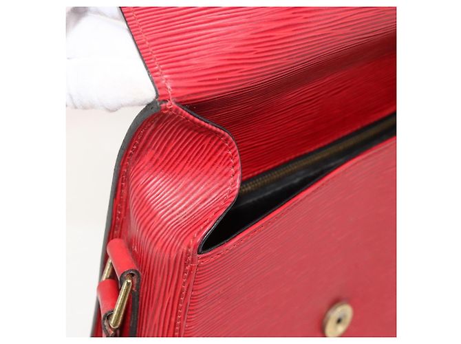 LOUIS VUITTON Borsa a Spalla Epi Saint Cloud GM Rossa M52197 LV Auth YKZ1560 Rosso - vista 9