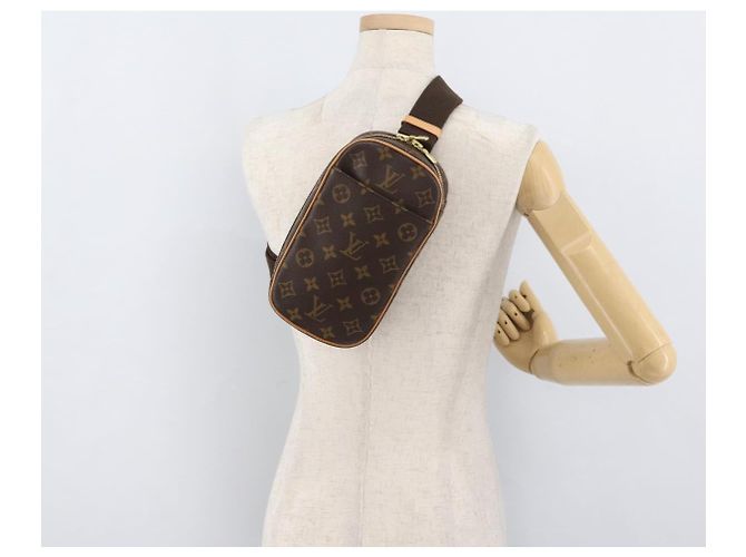 LOUIS VUITTON Pochette Gange Monogram Borsa a Spalla M51870 LV Auth am11404SAV Monogramma - vista 22