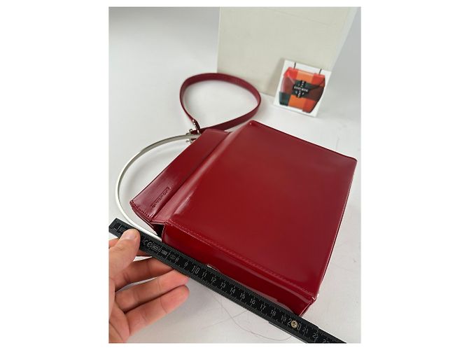 Bolsa de mão vintage Givenchy em couro texturizado vermelho - vista 13
