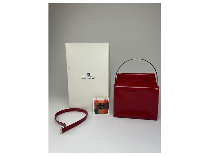 Bolsa de mão vintage Givenchy em couro texturizado vermelho - vista 2