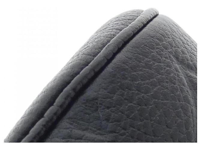 Borsa a Spalla Multi Pochette Accessoires in Monogram Empreinte Louis Vuitton Nero Monogramma - vista 3
