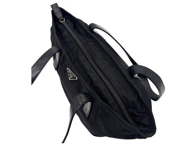 Borsa a spalla mini in nylon tessuto nero Prada - vista 7