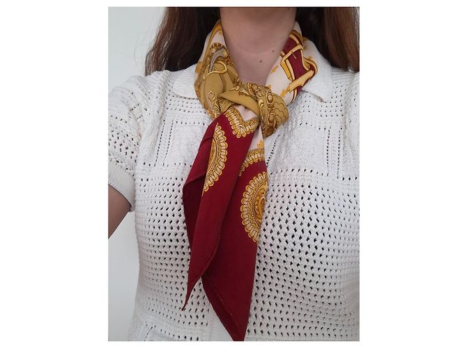 Foulard Hermès Selles in seta beige e bordeaux Bordò - vista 7