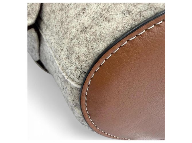 Borsa a mano in pelle di feltro a forma di elefante Loewe Marrone - vista 5