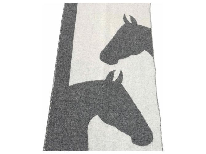 Hermès Stola in cashmere HERMES Love Story Marrone Bianco sporco - vista 5