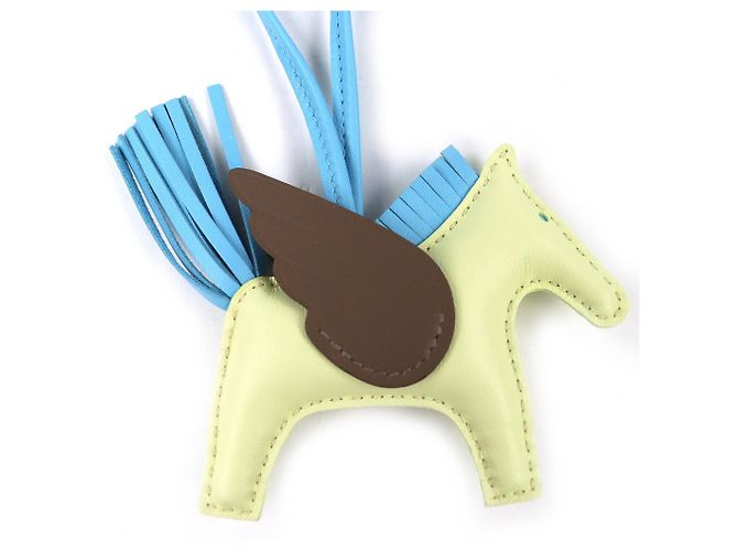 Charm Rodeo Pegasus PM di Hermès Giallo Taupe Blu chiaro - vista 2