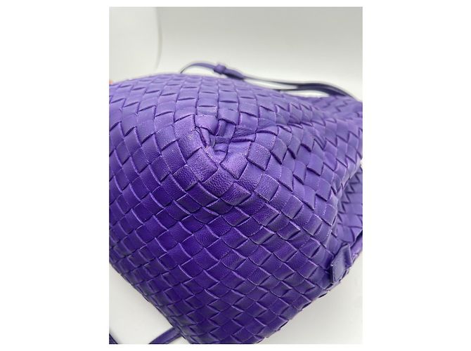 Borsa lunch Bottega Veneta a forma di dado in pelle viola scuro - vista 7