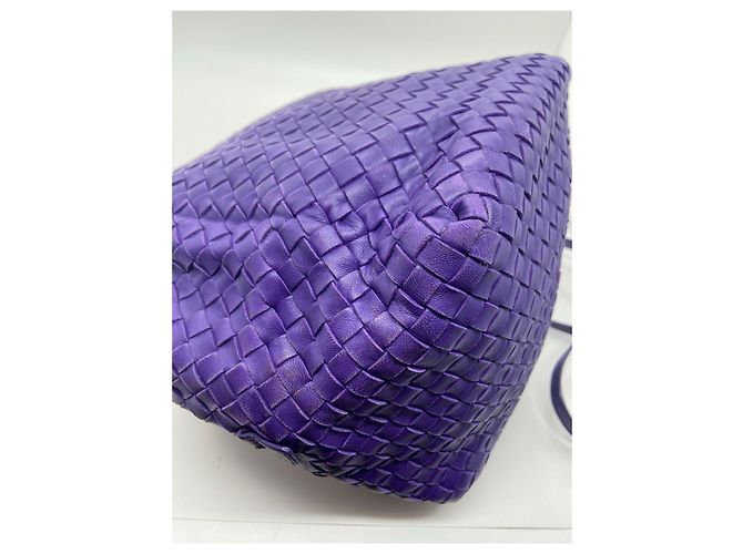 Borsa lunch Bottega Veneta a forma di dado in pelle viola scuro - vista 8