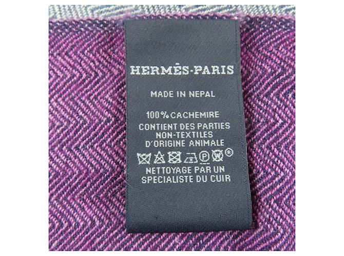 Sciarpa in cashmere Hermès in blu navy e viola Porpora - vista 9