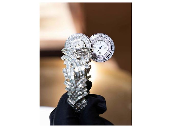 Harry Winston Diamanten Uhr aus Platin und Perlmutt Silber - Ansicht 10