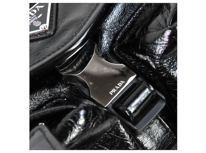 Bolsa de ombro de couro com logo triangular Prada 2VH174 Preto - vista 9