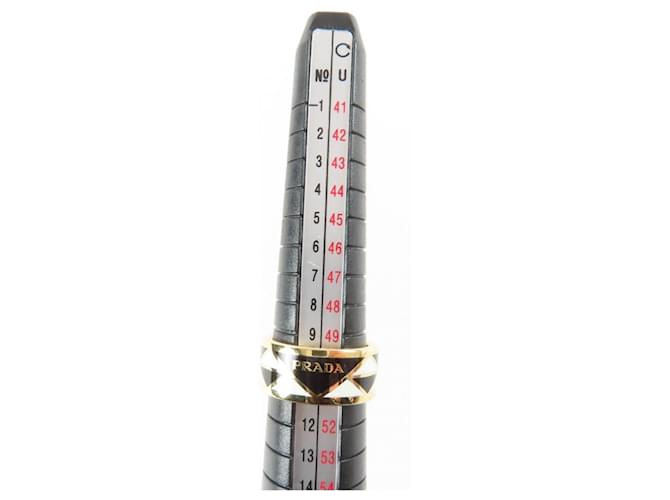 Anello con logo triangolare Prada Nero Bianco D'oro - vista 6