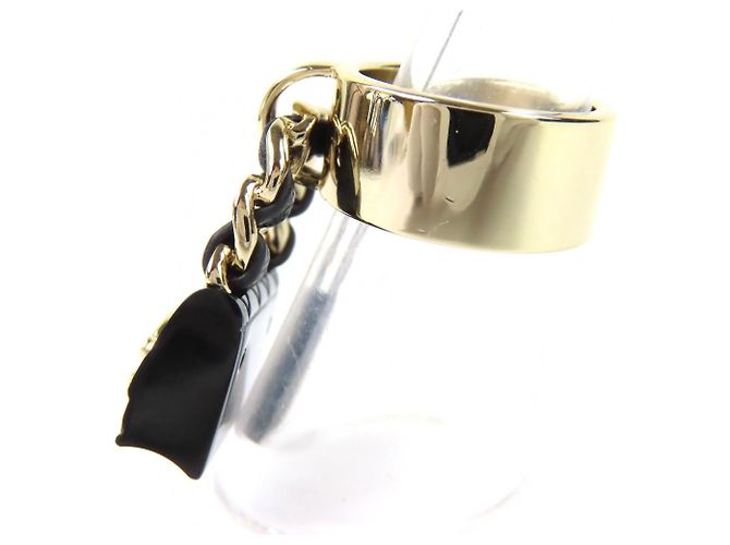 Charm Ring Matelassé Coco Mark von Chanel - Ansicht 2