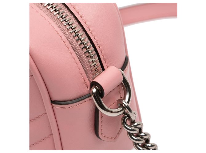Gucci Mini GG Marmont in pelle matelassé rosa a tracolla - vista 8