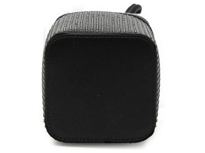 Borsa da toeletta in pelle nera con borchie Gucci Nero - vista 3