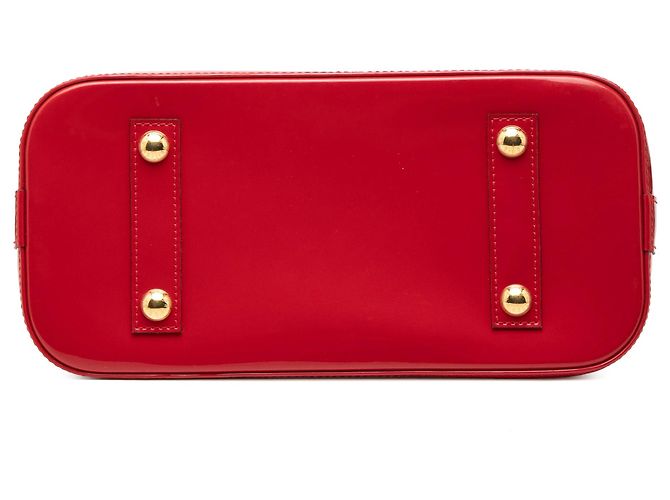 Louis Vuitton Alma PM in Vernis Monogram Rosso - vista 3