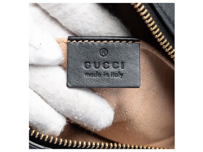 Gucci Mini Borsa a Tracolla GG Marmont in Pelle di Vitello Matelassé Nera Nero - vista 5
